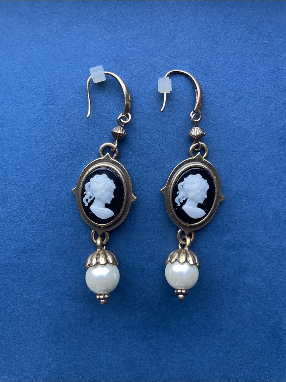 Dangly Cameo Earrings with Faux Pearls